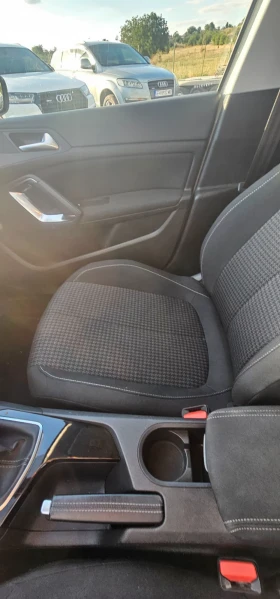 Peugeot 308 1.5HDI/102ks/Faselift/2019, снимка 9