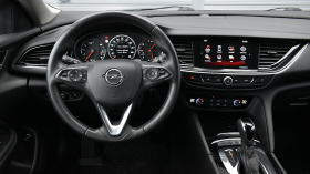 Opel Insignia Sports Tourer 2.0d Innovation Automatic, снимка 10 - Автомобили и джипове - 42653745