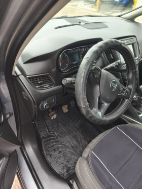 Opel Zafira Toarer - 12300 € / 24056.71 лв. - 60626028 7