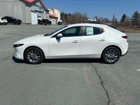 Mazda 3 Sport GX * * CARFAX * * АВТО КРЕДИТ * *  | Auto.bg — изображение 3