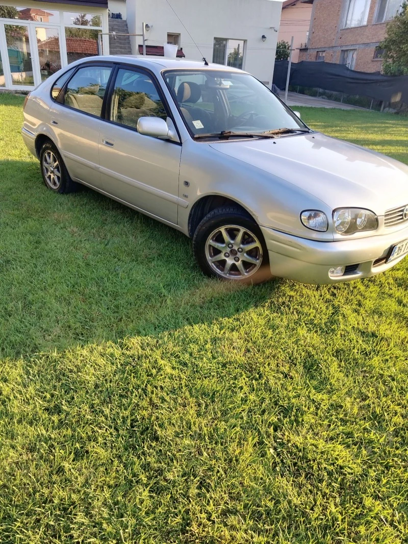 Toyota Corolla, снимка 4 - Автомобили и джипове - 47456630