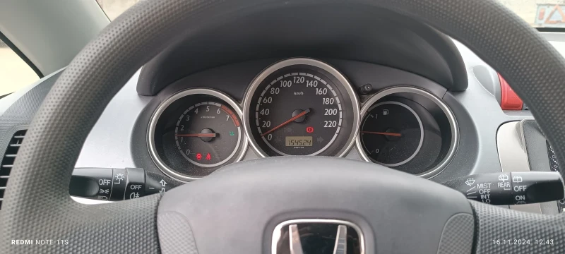 Honda Jazz, снимка 9 - Автомобили и джипове - 47992217