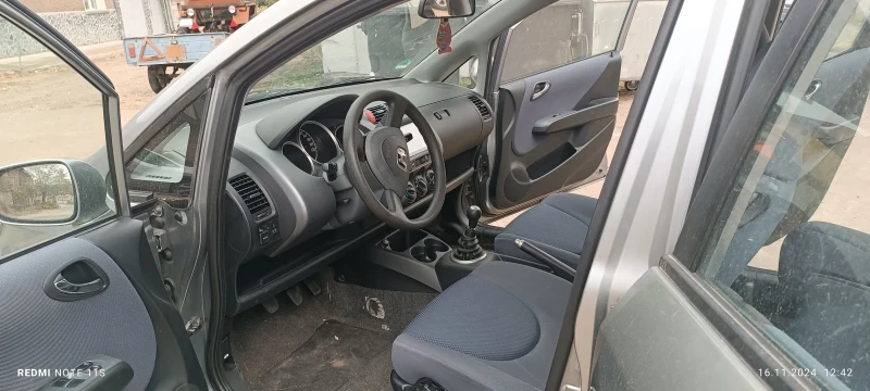 Honda Jazz, снимка 7 - Автомобили и джипове - 47992217