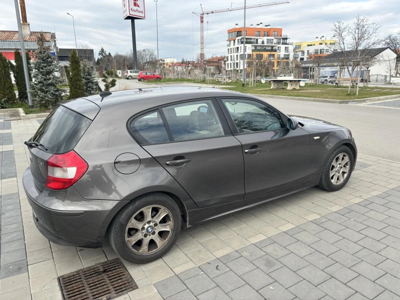 BMW 118 i, снимка 8 - Автомобили и джипове - 48045614