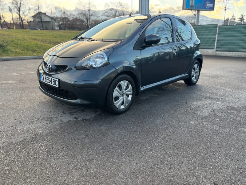 Toyota Aygo 1.0i LPG, снимка 1 - Автомобили и джипове - 48332694