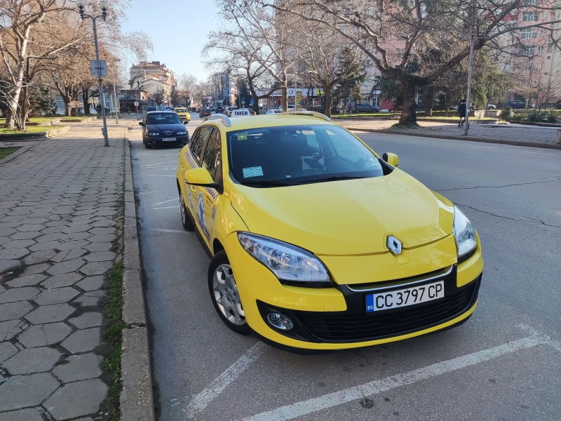 Renault Megane, снимка 1 - Автомобили и джипове - 49564231