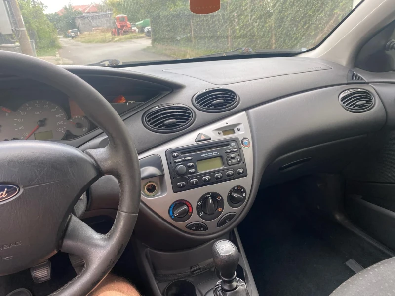 Ford Focus 1.8tfs, снимка 4 - Автомобили и джипове - 48712334