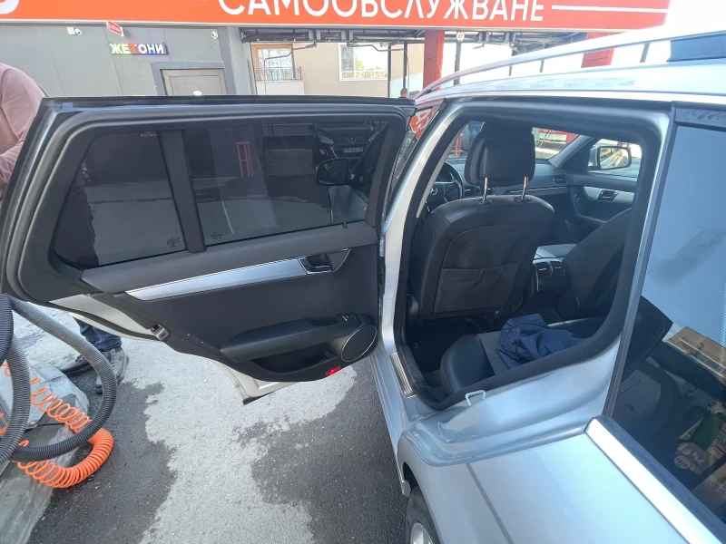 Mercedes-Benz C 200 Avangard, снимка 8 - Автомобили и джипове - 49413175