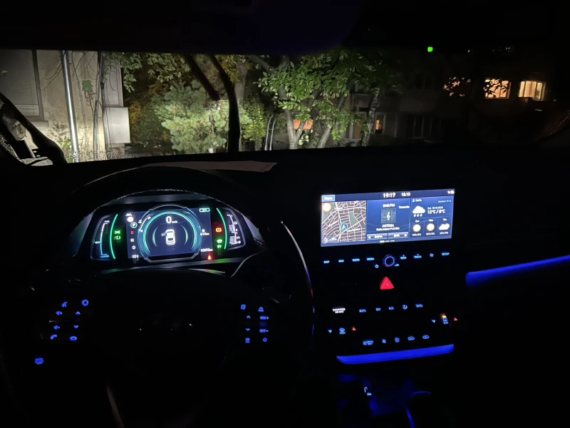 Hyundai Ioniq ultimate, снимка 13 - Автомобили и джипове - 52125274