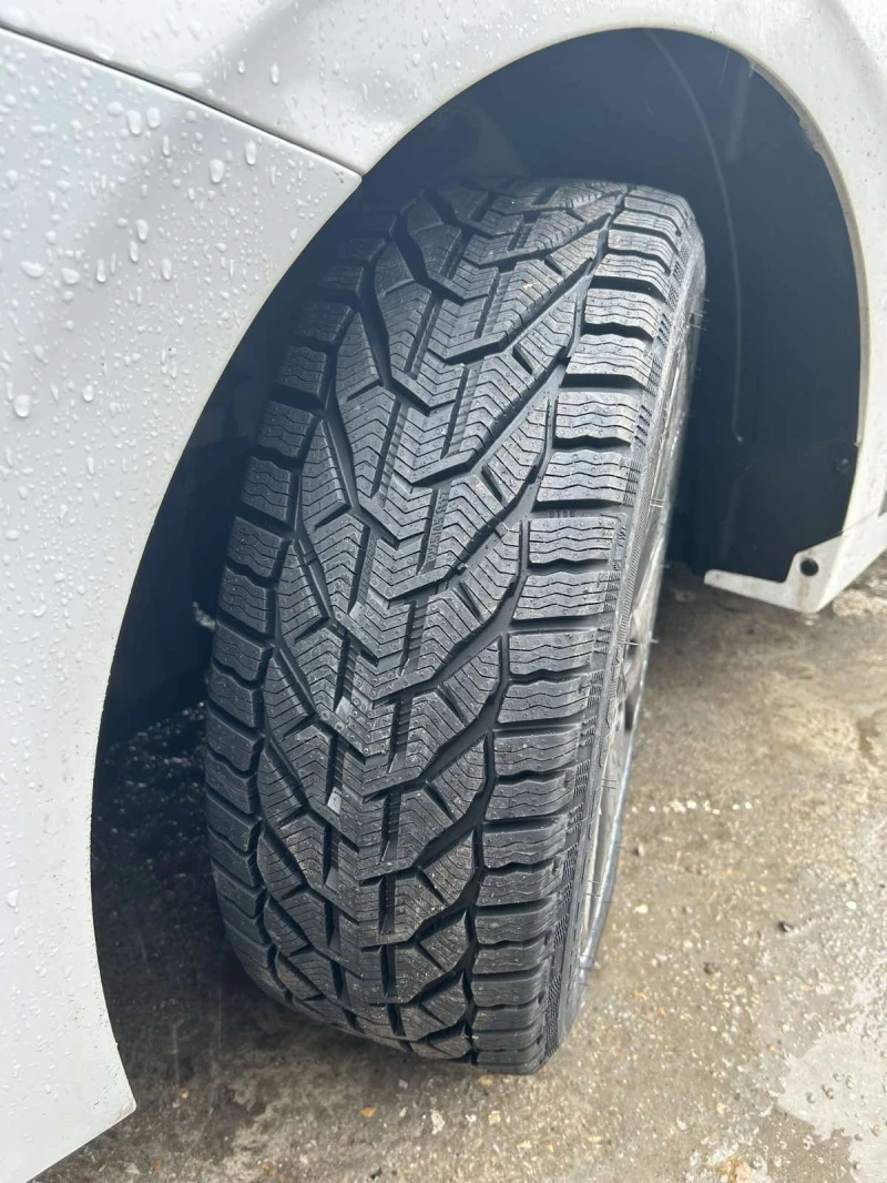 Hyundai Ioniq ultimate, снимка 11 - Автомобили и джипове - 52125274