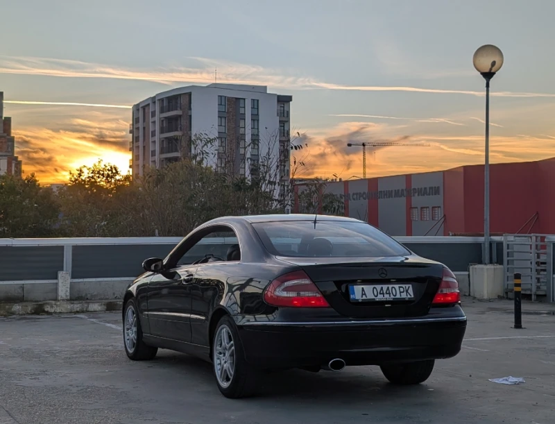 Mercedes-Benz CLK 320 , снимка 6 - Автомобили и джипове - 52238987