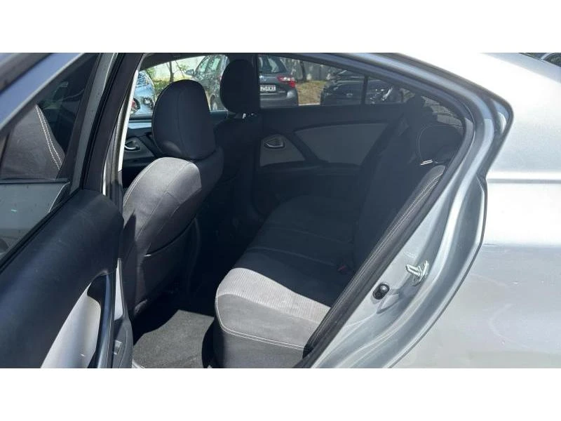 Toyota Avensis SDN 1.6D 6MT EXECUTIVE, снимка 11 - Автомобили и джипове - 55171568