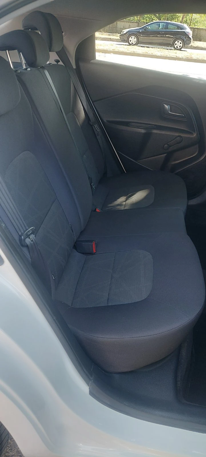 Kia Rio 1.1 ����� ����� | Mobile.bg � ����������� 12