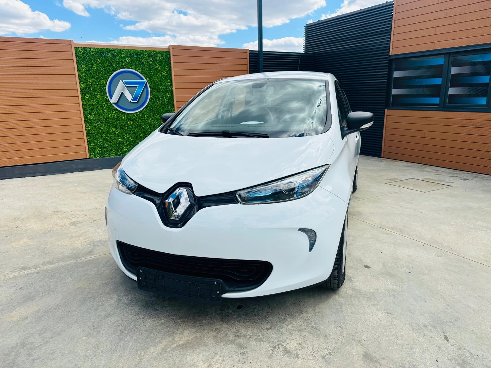 Renault Zoe 41 KW//Z.E 40 Electric&#60;17000km&#62;, снимка 1