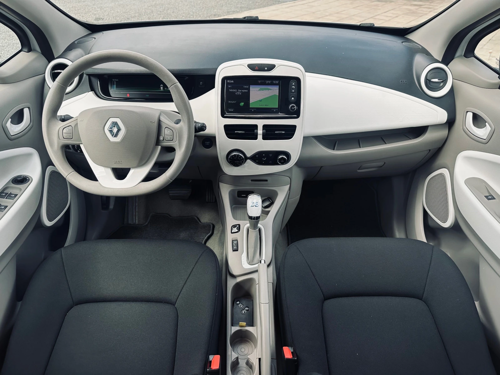 Renault Zoe 41 KW//Z.E 40 Electric<17000km> | Mobile.bg — изображение 12