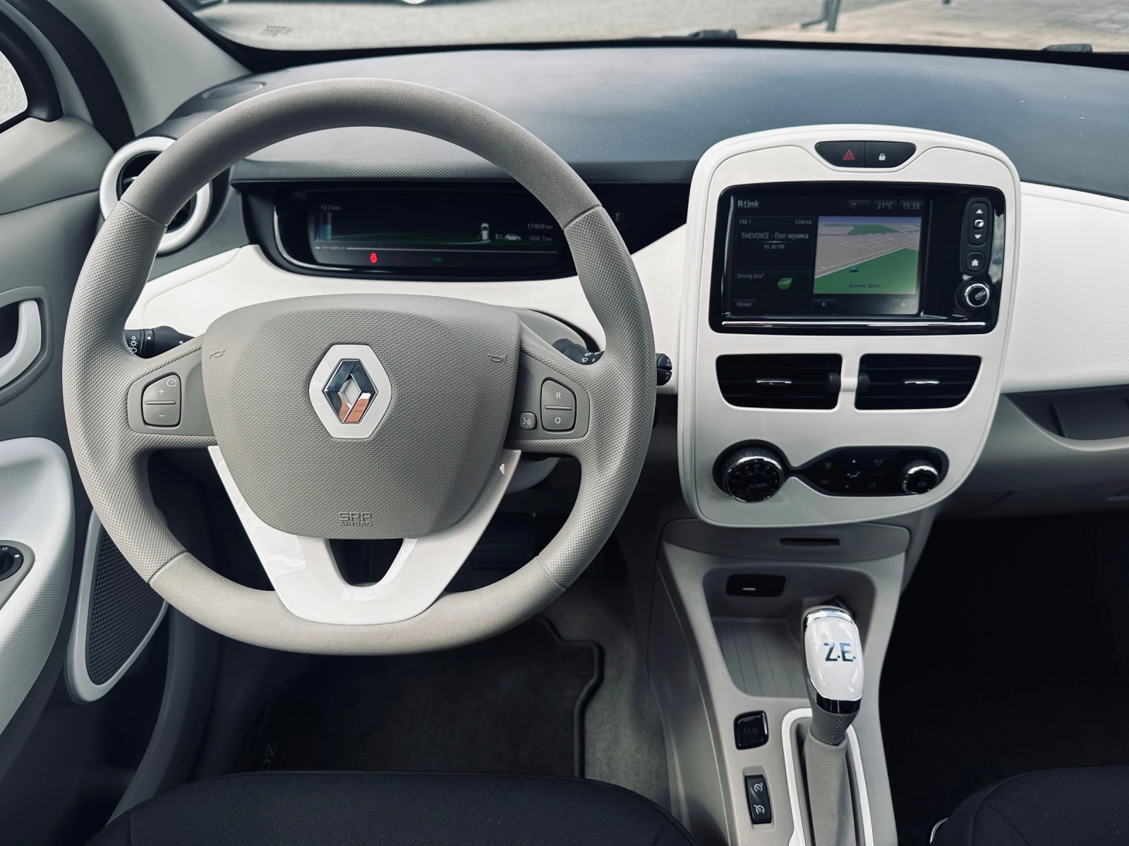 Renault Zoe 41 KW//Z.E 40 Electric<17000km> | Mobile.bg — изображение 13