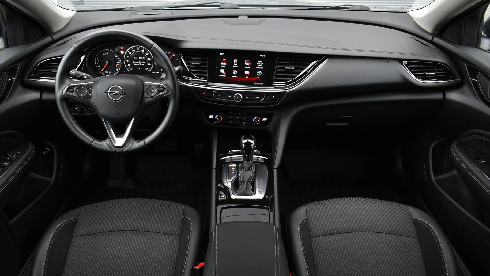 Opel Insignia Sports Tourer 2.0d Innovation Automatic - изображение 9