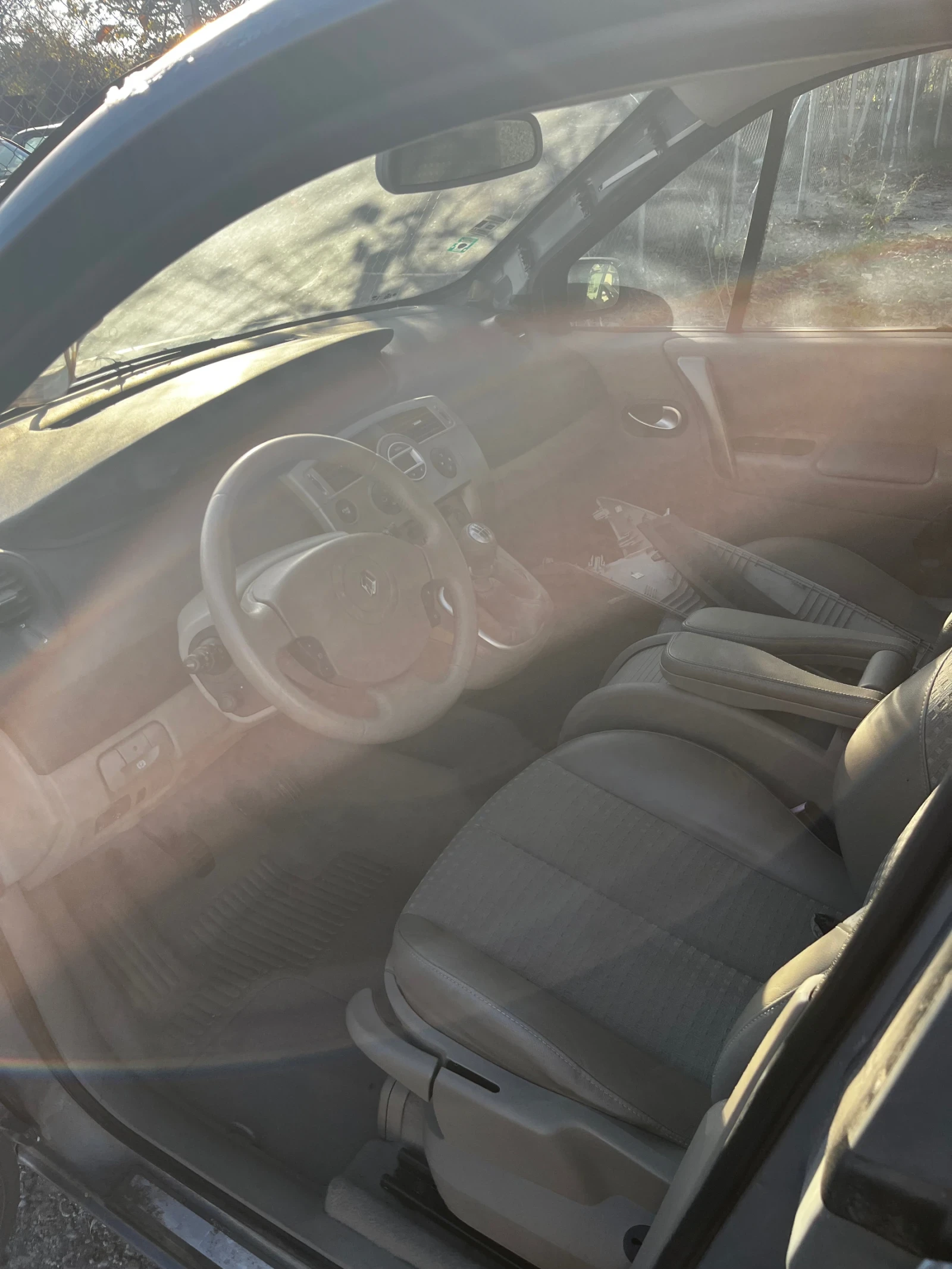 Renault Megane Scenik - изображение 2