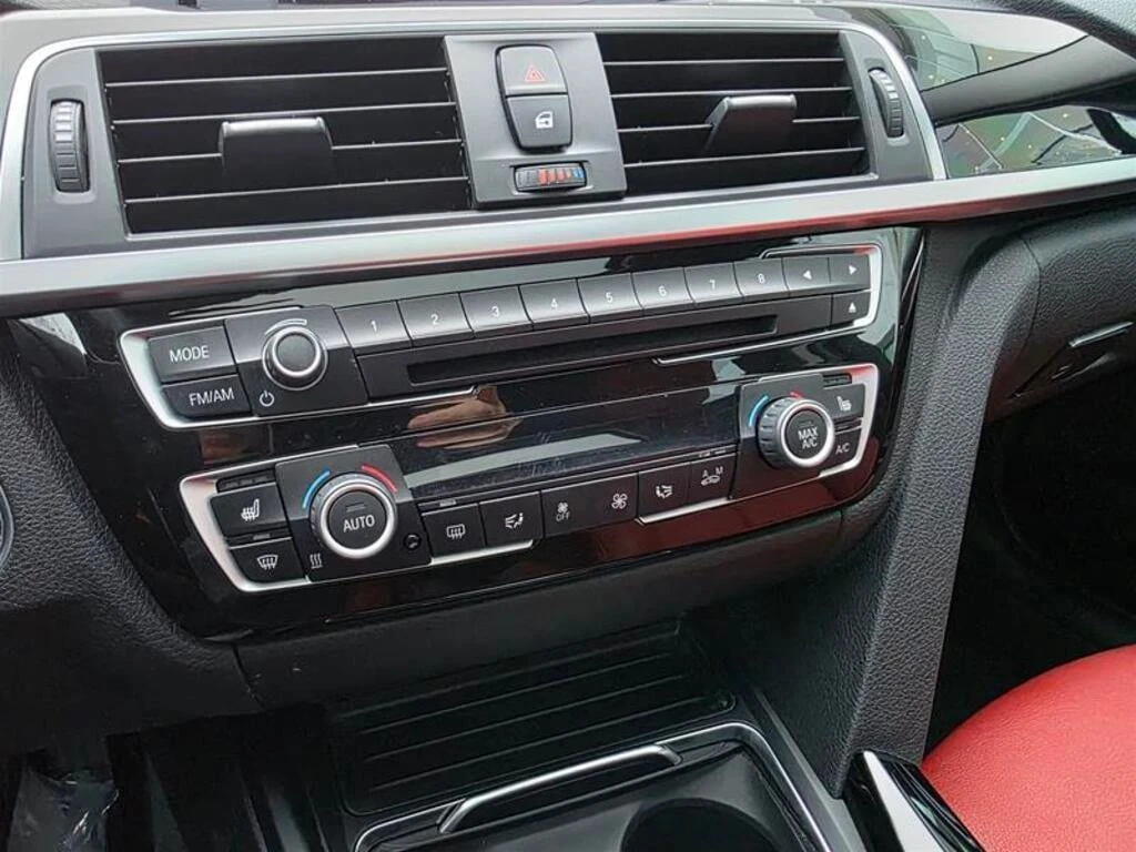 BMW 320 * xDrive Sedan * CARFAX * ���� �� �� | Mobile.bg � ����������� 14