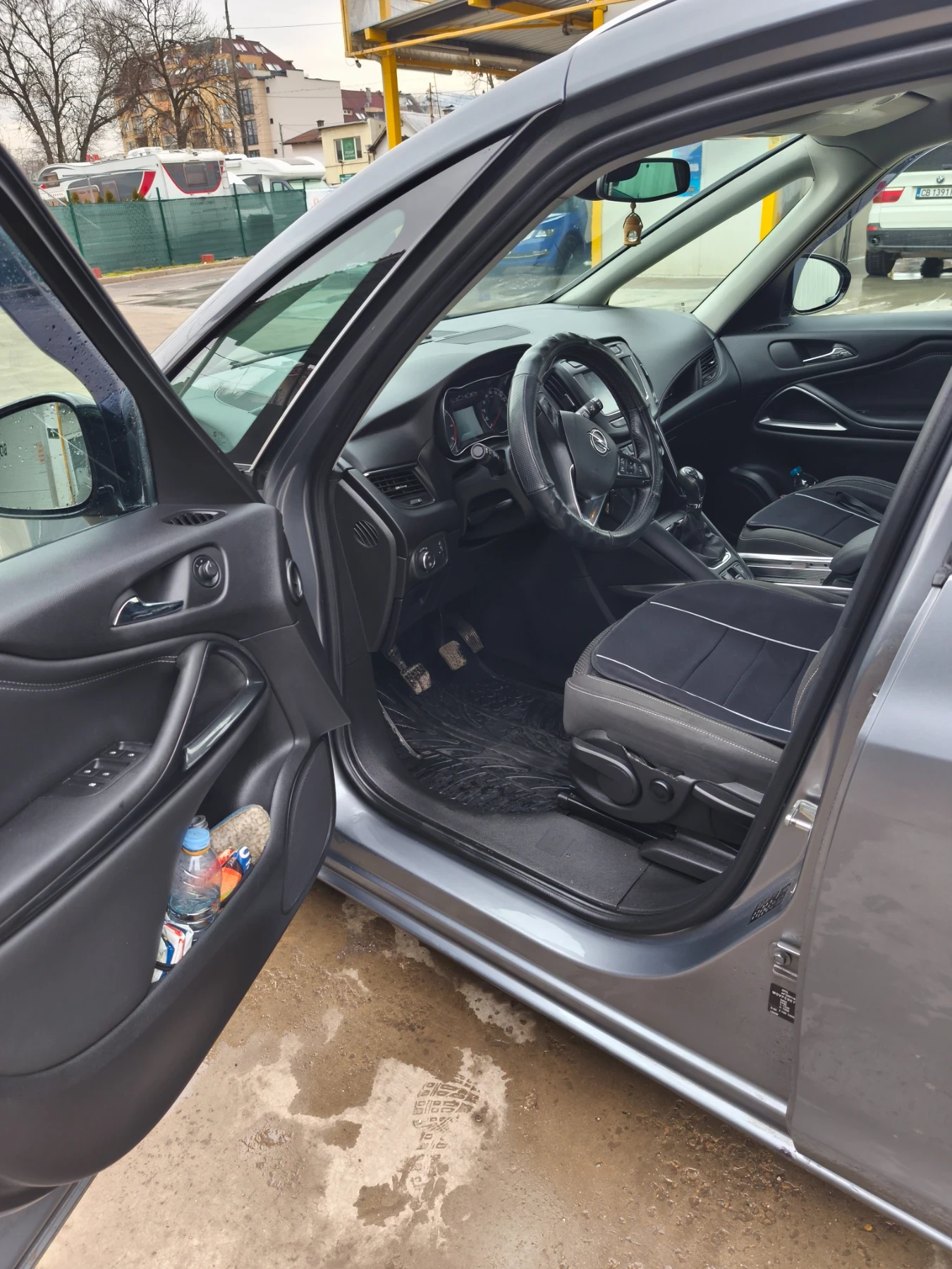 Opel Zafira Toarer - изображение 9