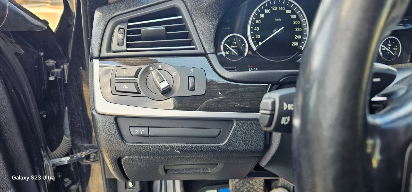 BMW 530 xDrive , снимка 11 - Автомобили и джипове - 54097491