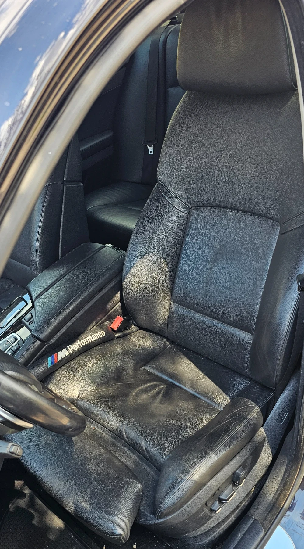 BMW 530 xDrive , снимка 13 - Автомобили и джипове - 54097491