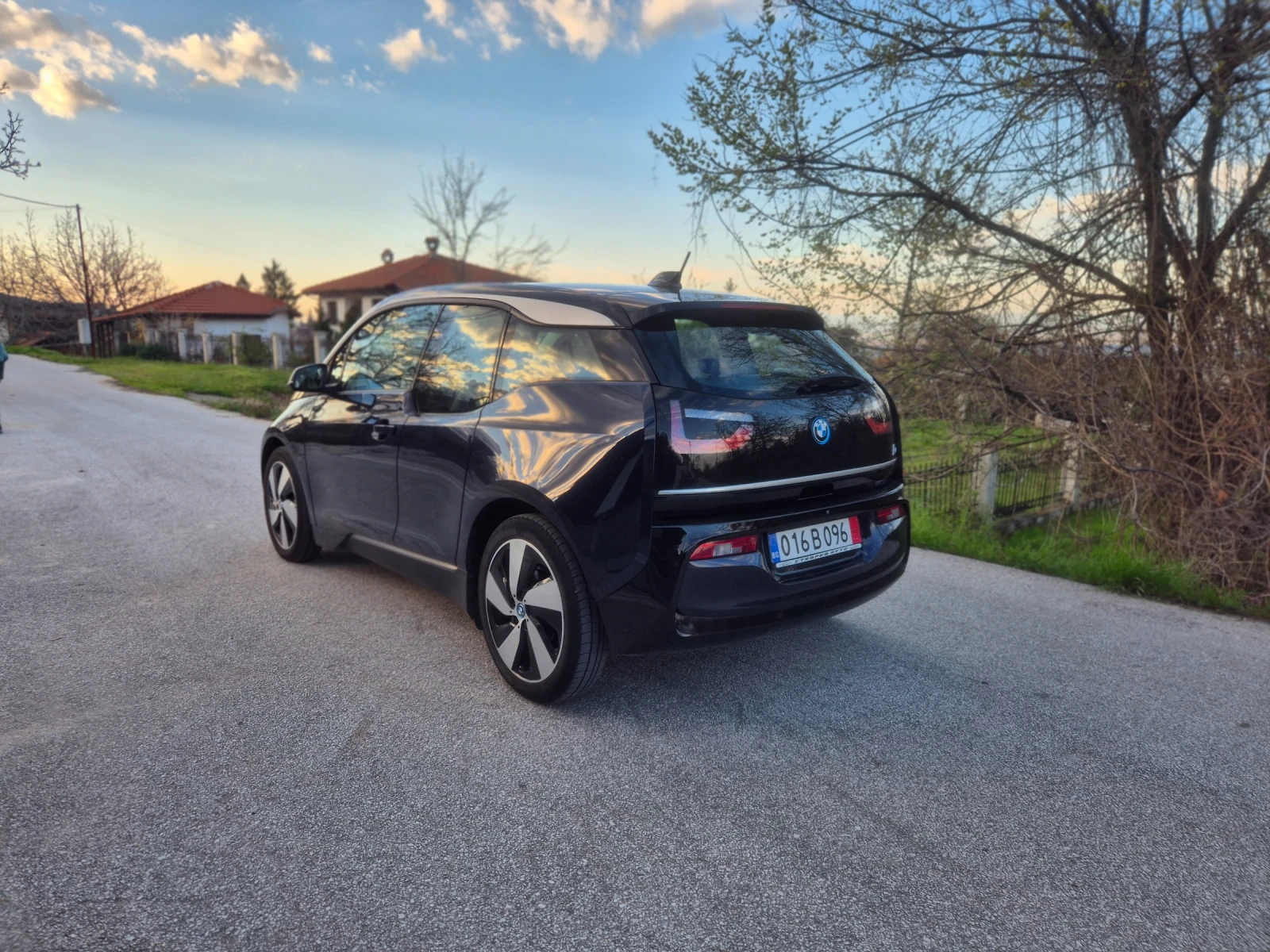 BMW i3 120Ah/42.2Kwh/, снимка 5 - Автомобили и джипове - 54143684