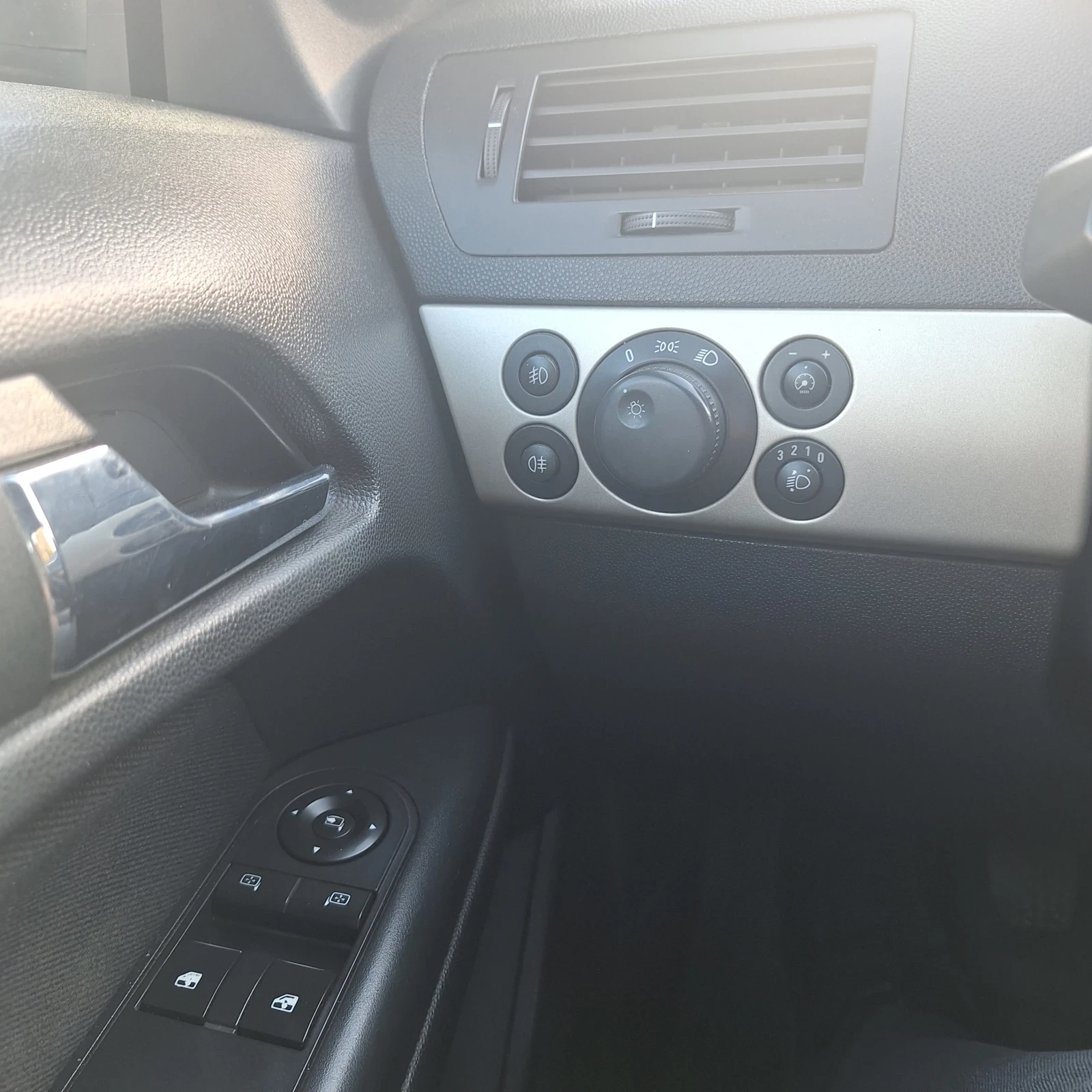 Opel Astra Her, снимка 6 - Автомобили и джипове - 54157843