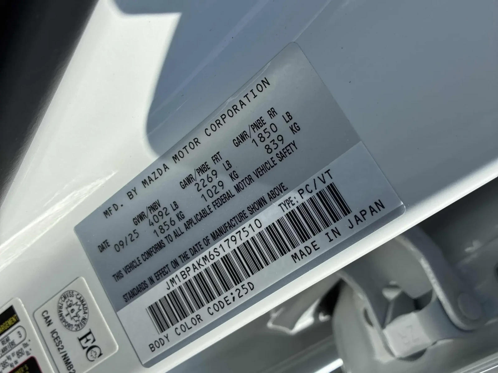 Mazda 3 Sport GX * * CARFAX * * АВТО КРЕДИТ * * , снимка 15 - Автомобили и джипове - 54169485