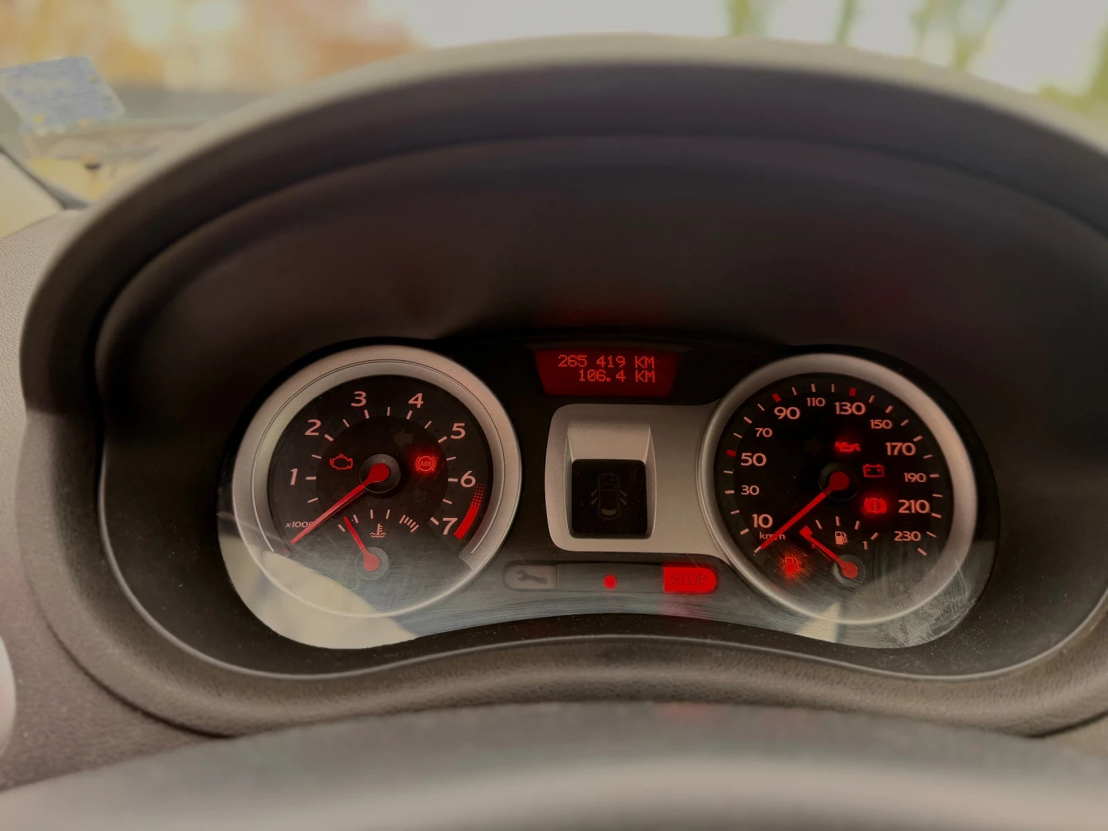 Renault Clio LPG , снимка 12 - Автомобили и джипове - 54175707