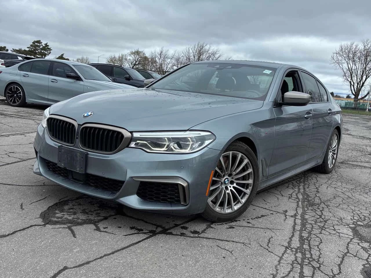 BMW 550 * M550i xDrive * CARFAX * БЕЗ ПЪРВОНАЧАЛНА ВНОСКА