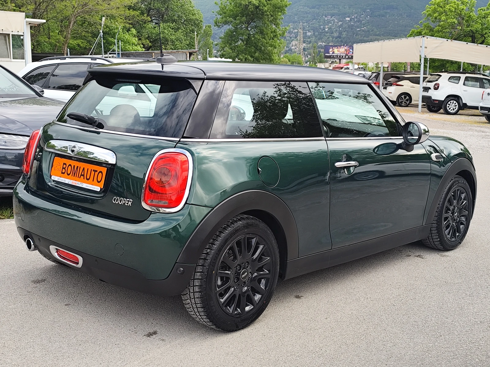 Mini Cooper 1.5i* TURBO* EURO6B* АВТОМАТИК* LED/XENON* NAVI* , снимка 4 - Автомобили и джипове - 54484986