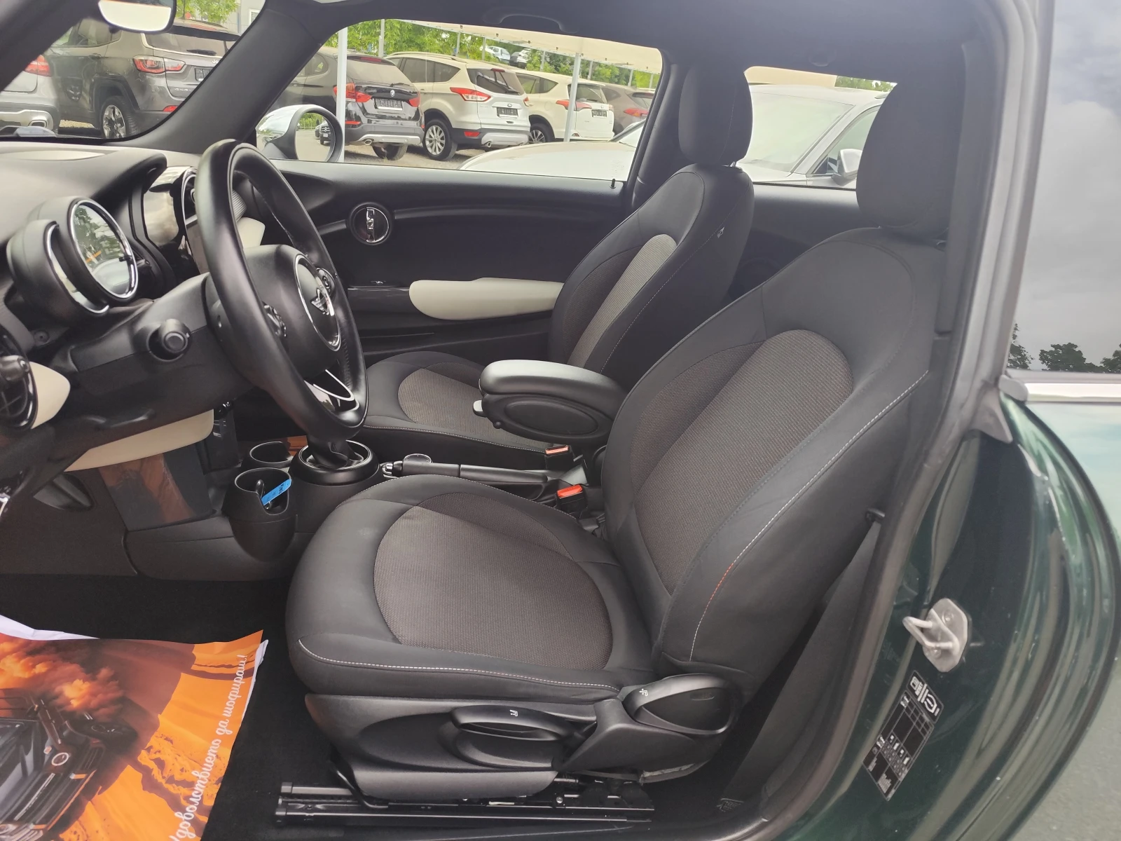 Mini Cooper 1.5i* TURBO* EURO6B* АВТОМАТИК* LED/XENON* NAVI* , снимка 6 - Автомобили и джипове - 54484986