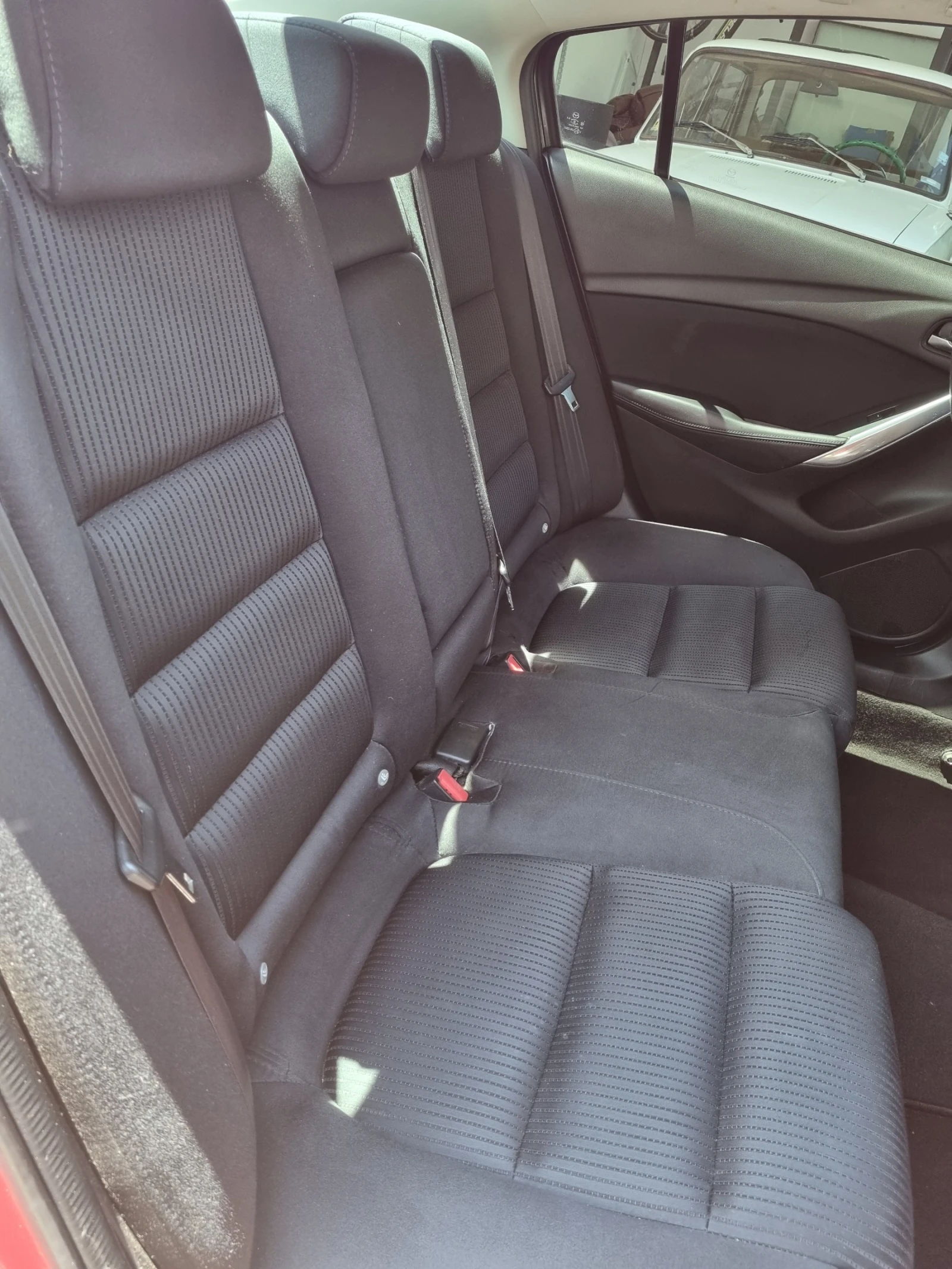 Mazda 6 SE-L Nav 2.0 Skyactiv-G бензин, снимка 8 - Автомобили и джипове - 54634035