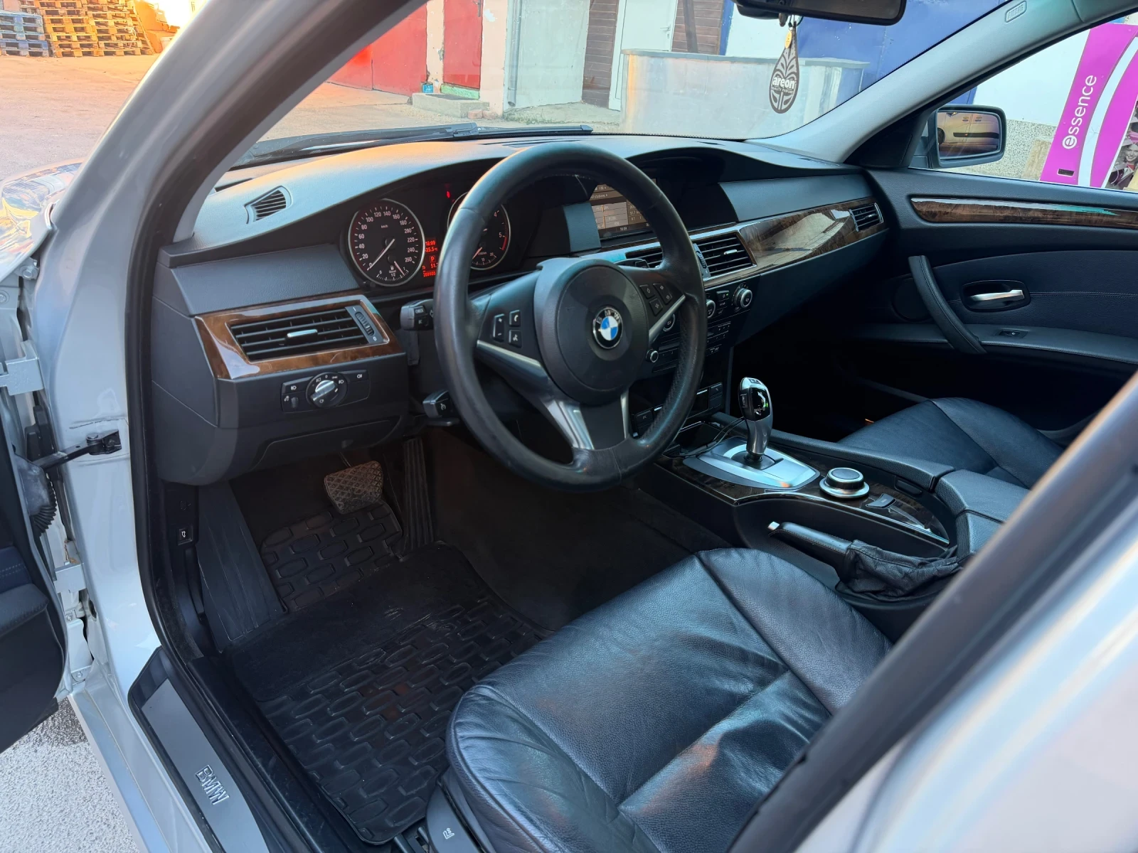 BMW 530 XD * FACELIFT* , снимка 9 - Автомобили и джипове - 55962703
