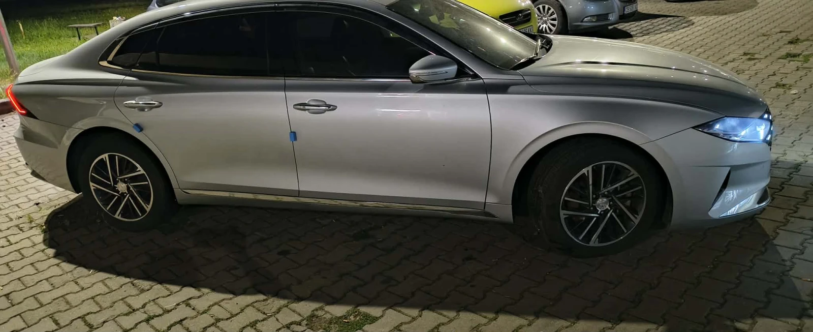 Hyundai Grandeur DELUXE, снимка 3 - Автомобили и джипове - 55106193