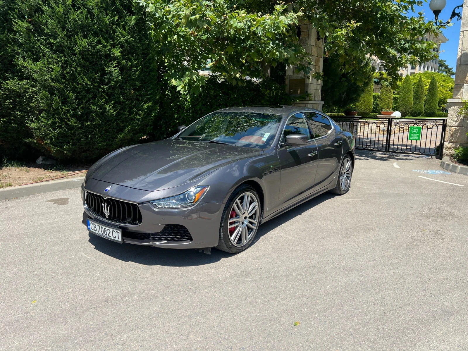 Maserati Ghibli SQ4S, снимка 13 - Автомобили и джипове - 55241846