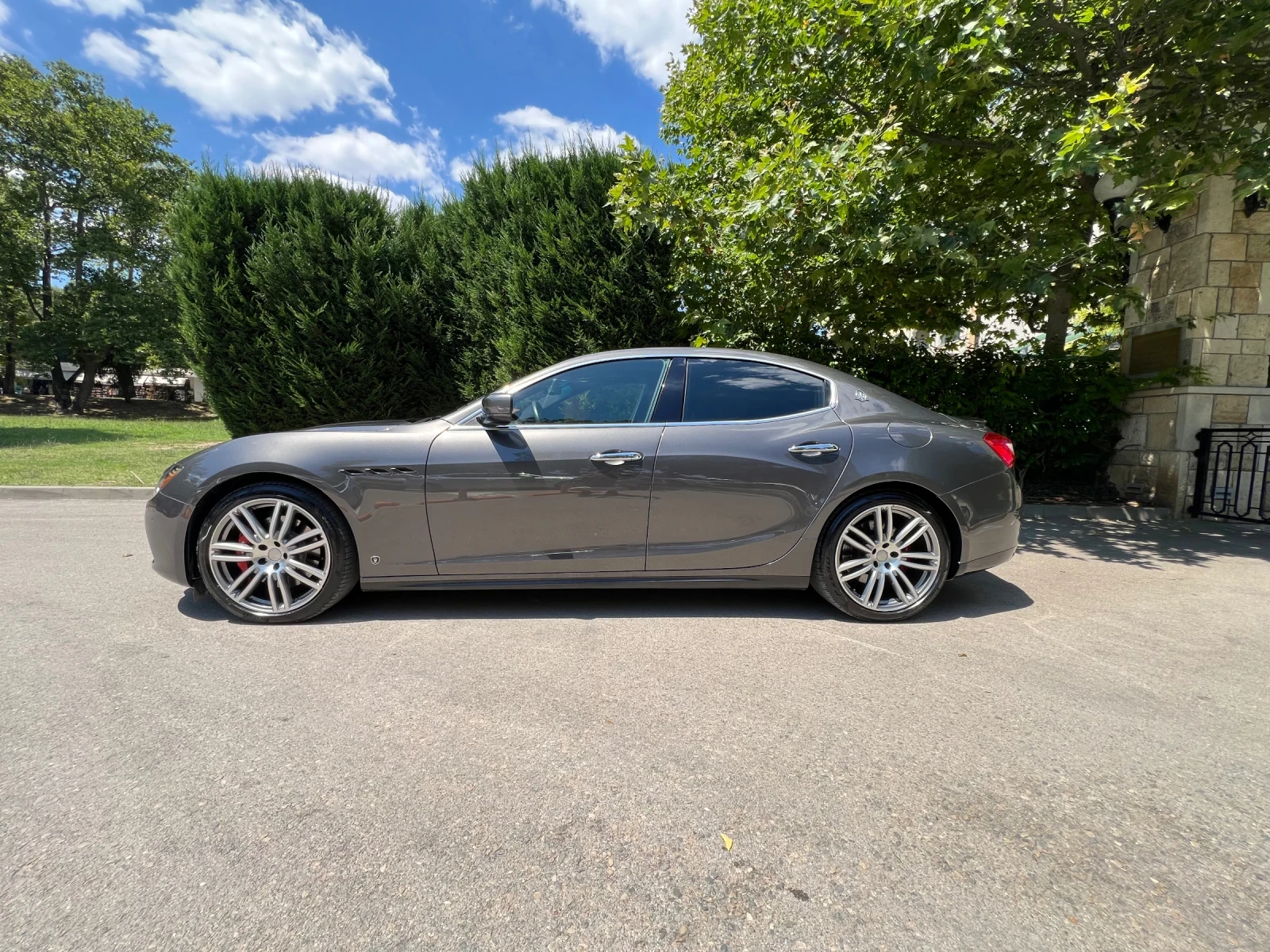 Maserati Ghibli SQ4S, снимка 8 - Автомобили и джипове - 55241846