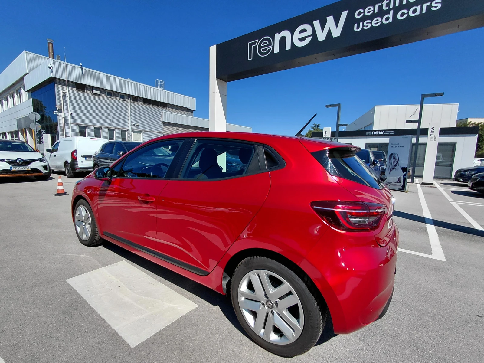 Renault Clio 1.0TCe /91k.c./6MT/ZEN/Газ/Бензин, снимка 5 - Автомобили и джипове - 55280980
