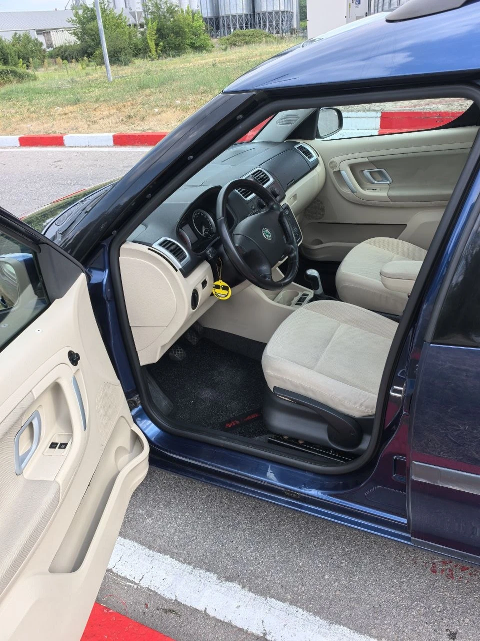 Skoda Roomster, снимка 7 - Автомобили и джипове - 55340286