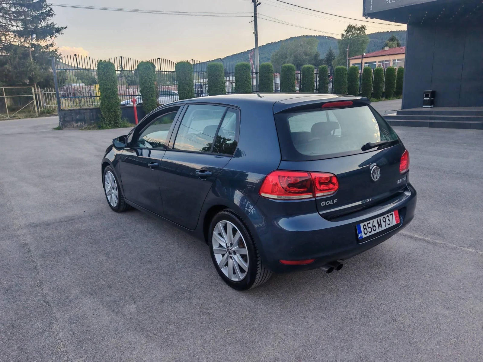 VW Golf 2.0TDU, снимка 7 - Автомобили и джипове - 55366033