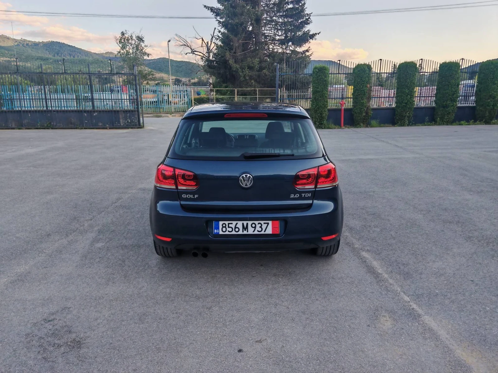 VW Golf 2.0TDU, снимка 4 - Автомобили и джипове - 55366033