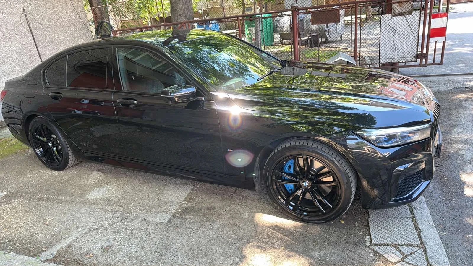 BMW 740 D/ M-Sport / X-drive/ Soft close/ Harman Kardon, снимка 6 - Автомобили и джипове - 55366122