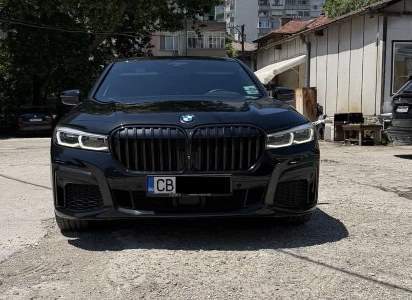 BMW 740 D/ M-Sport / X-drive/ Soft close/ Harman Kardon, снимка 2 - Автомобили и джипове - 55366122