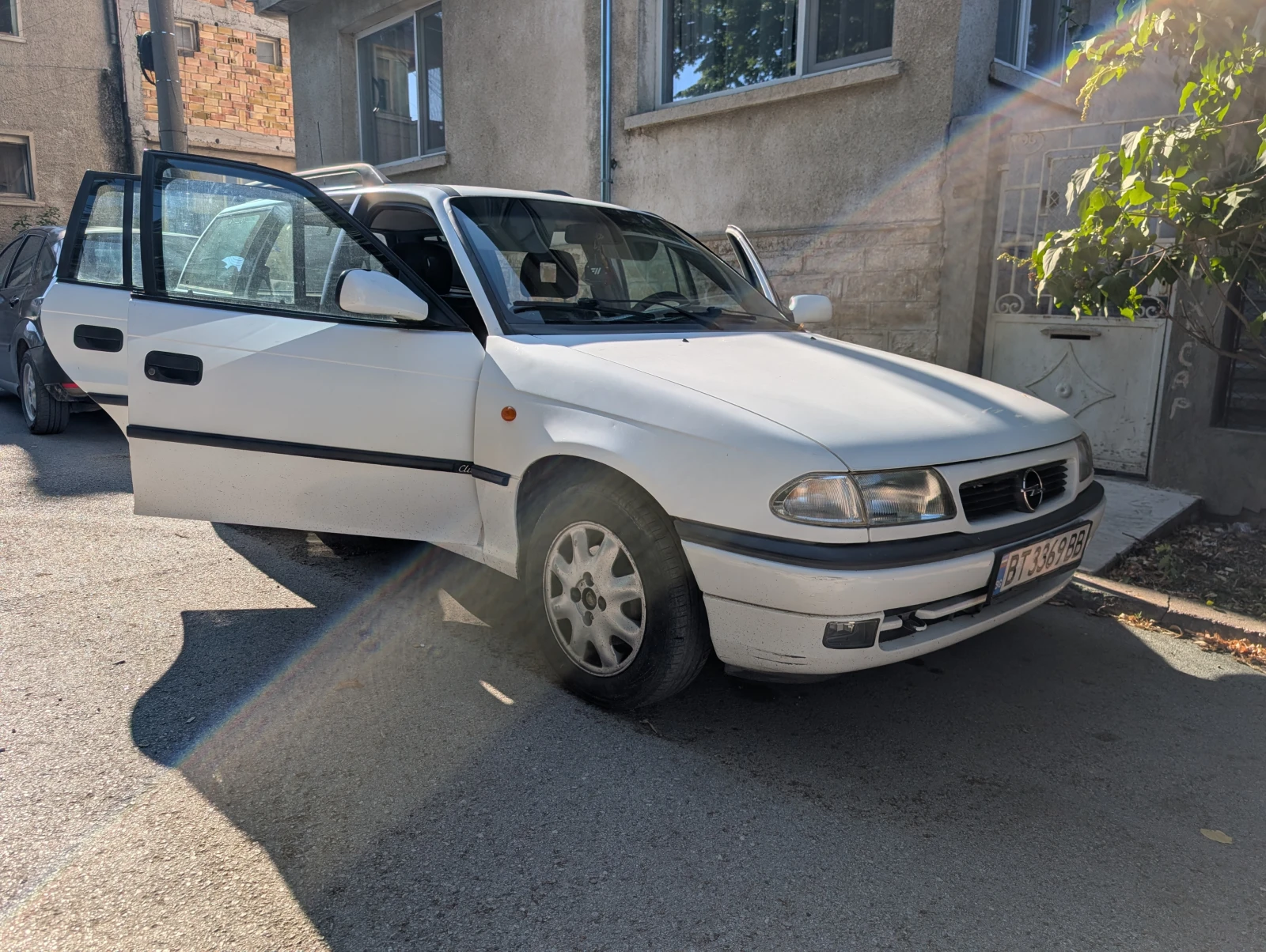 Opel Astra 1.6i Ecotec 16V, снимка 10 - Автомобили и джипове - 55423985