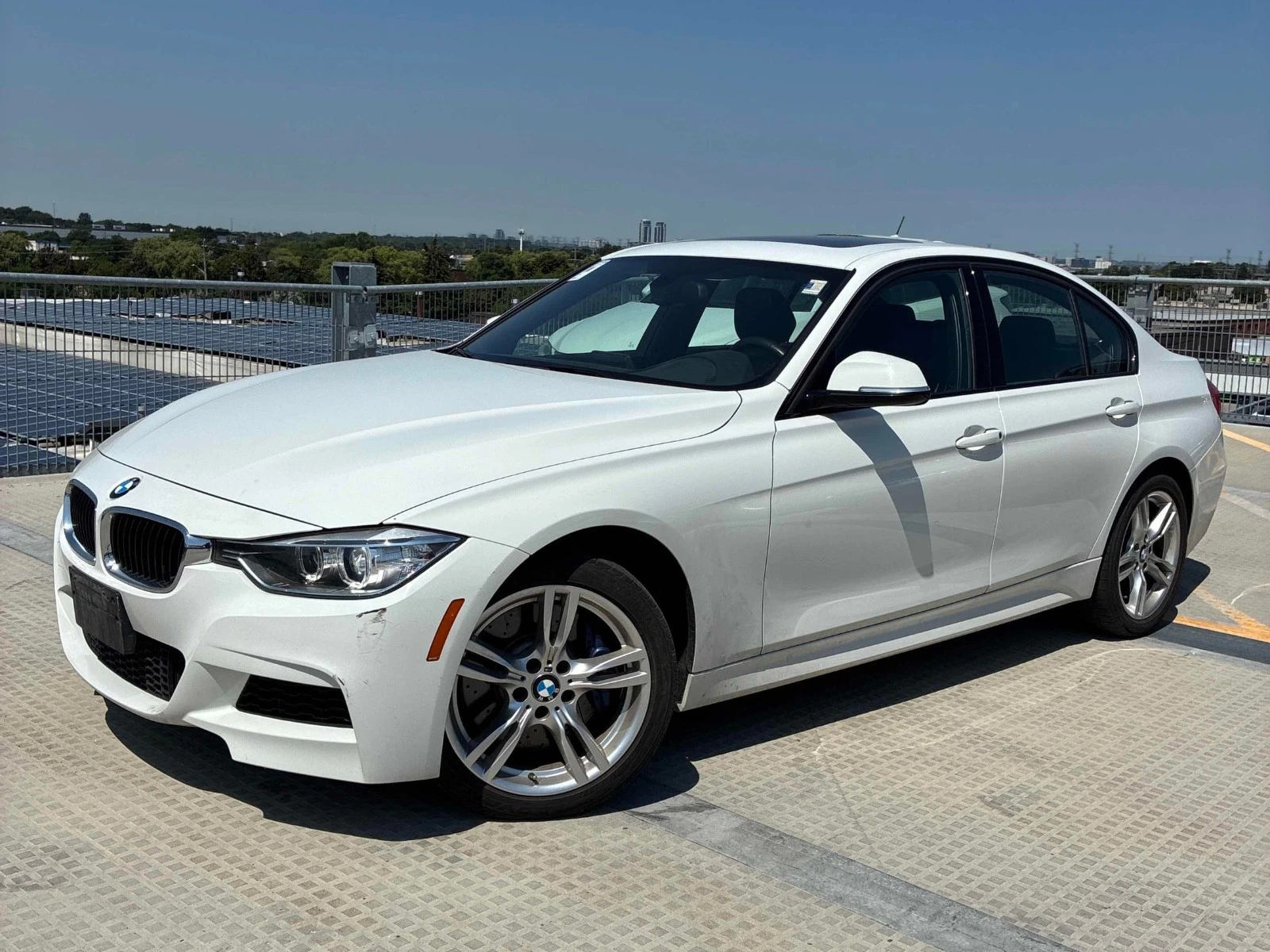BMW 335 xDrive Автокредит Цена до България, снимка 5 - Автомобили и джипове - 55559461