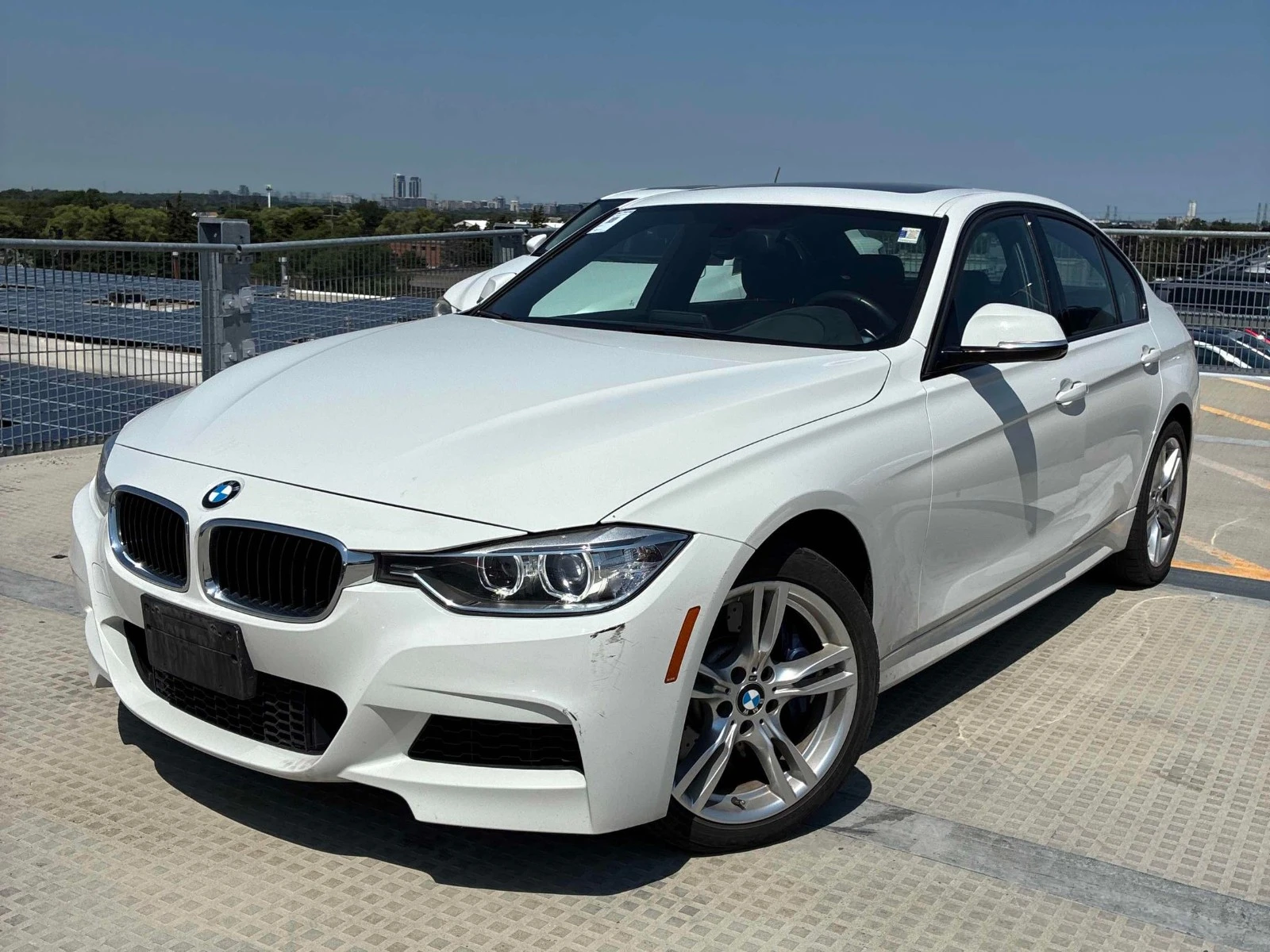 BMW 335 xDrive Автокредит Цена до България