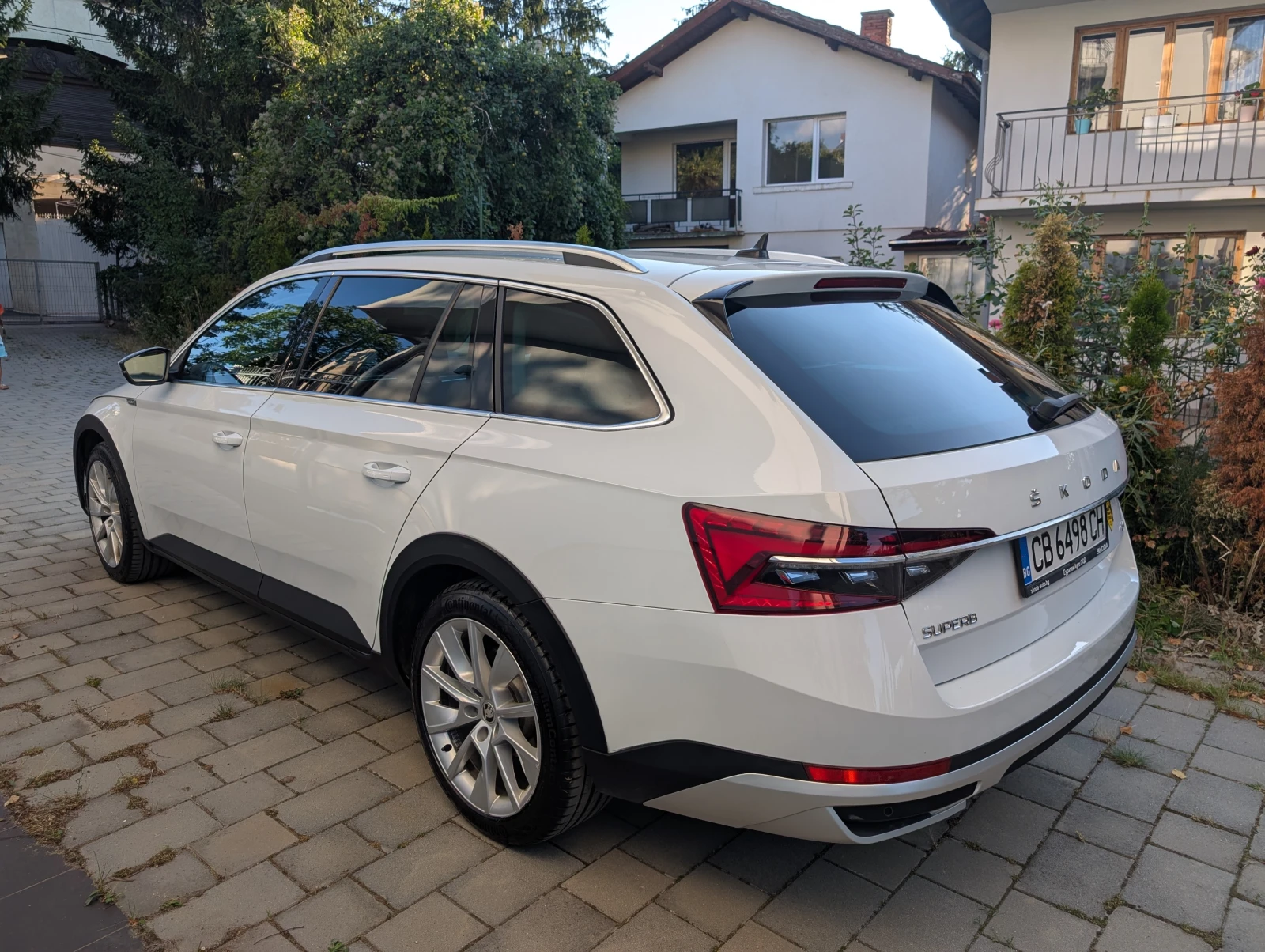 Skoda Superb Scout, снимка 7 - Автомобили и джипове - 55729685
