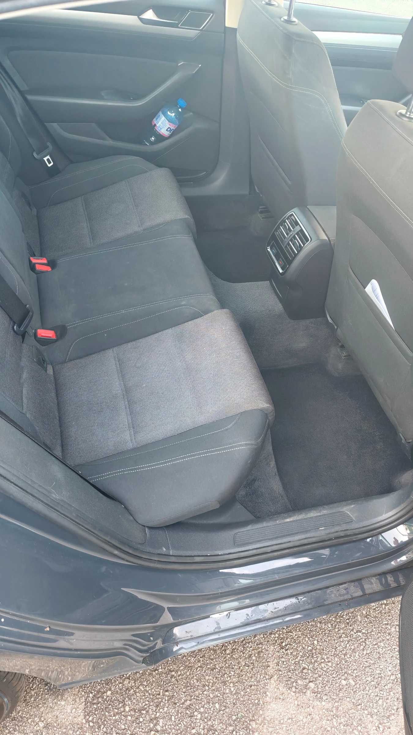 VW Passat, снимка 10 - Автомобили и джипове - 56102658