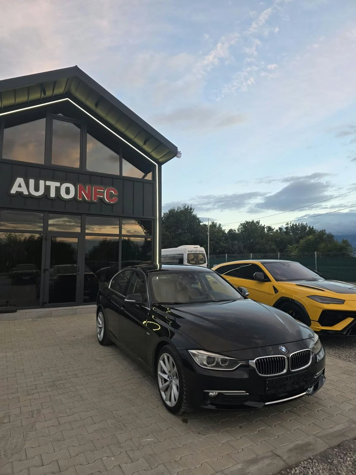 BMW 320, снимка 2 - Автомобили и джипове - 56220416